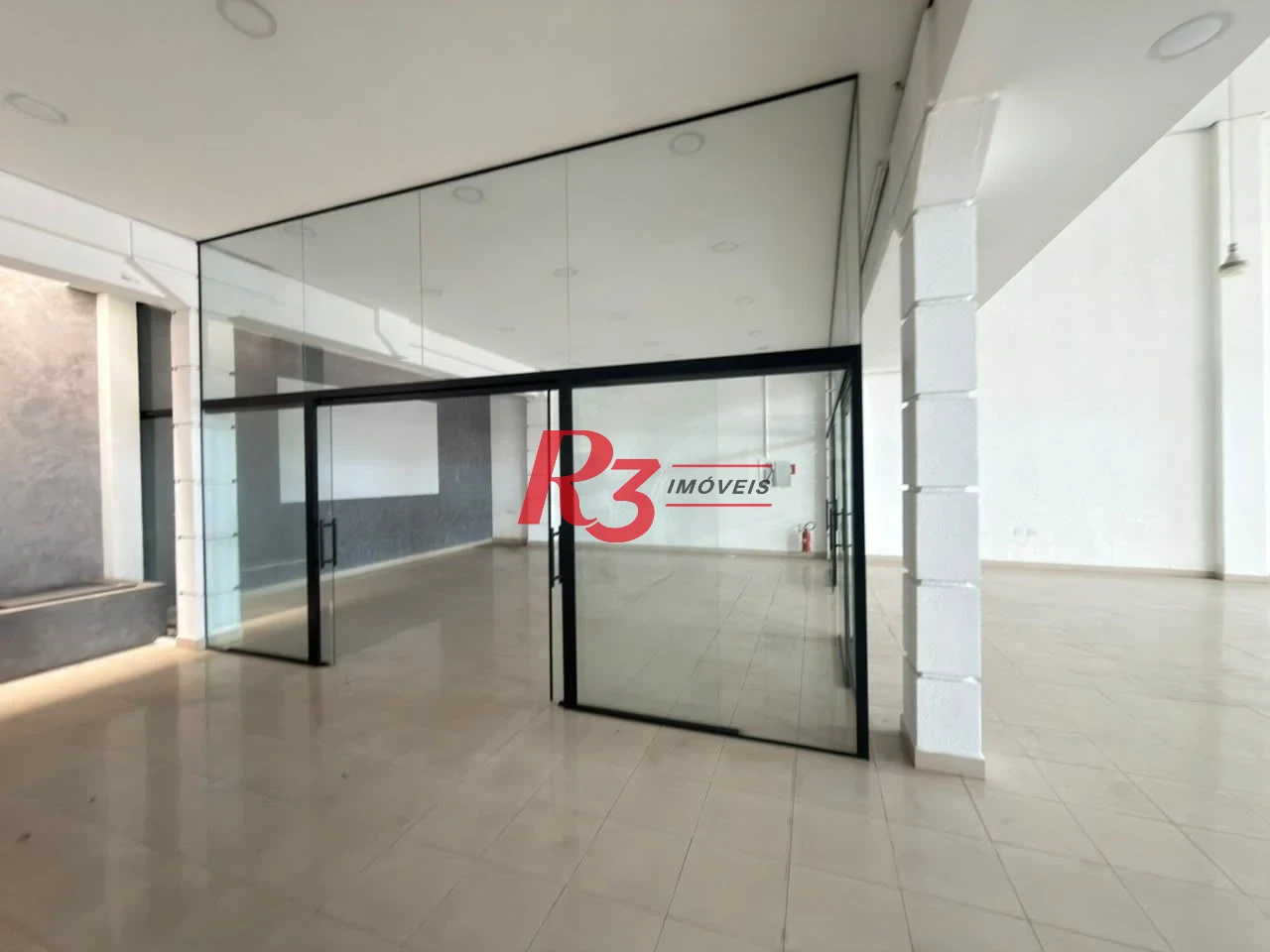 Loja para alugar, 500 m² por R$ 31.200,01/mês - Vila Mathias - Santos/SP