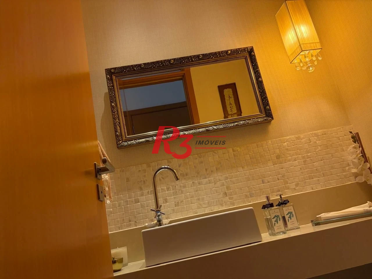 Apartamento com 4 dormitórios à venda, 221 m² por R$ 3.800.000,00 - Gonzaga - Santos/SP
