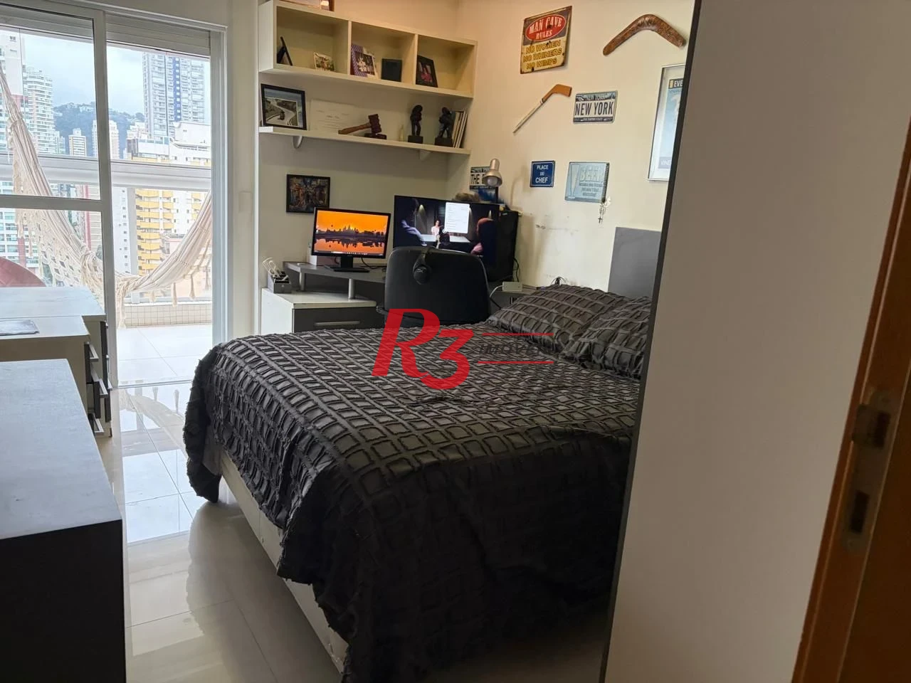 Apartamento com 4 dormitórios à venda, 221 m² por R$ 3.800.000,00 - Gonzaga - Santos/SP
