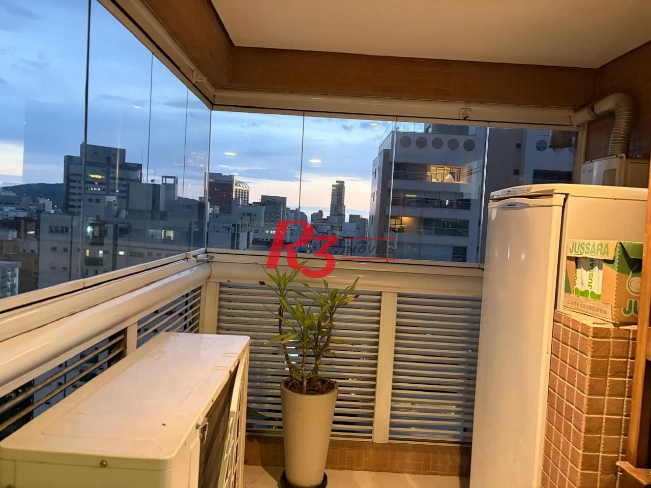 Apartamento com 4 dormitórios à venda, 221 m² por R$ 3.800.000,00 - Gonzaga - Santos/SP