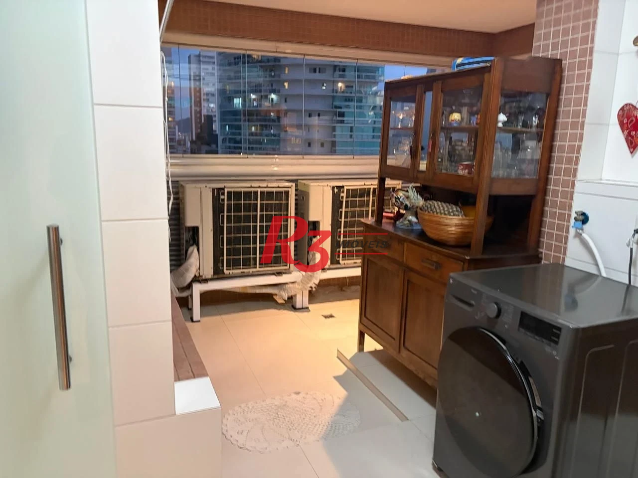 Apartamento com 4 dormitórios à venda, 221 m² por R$ 3.800.000,00 - Gonzaga - Santos/SP