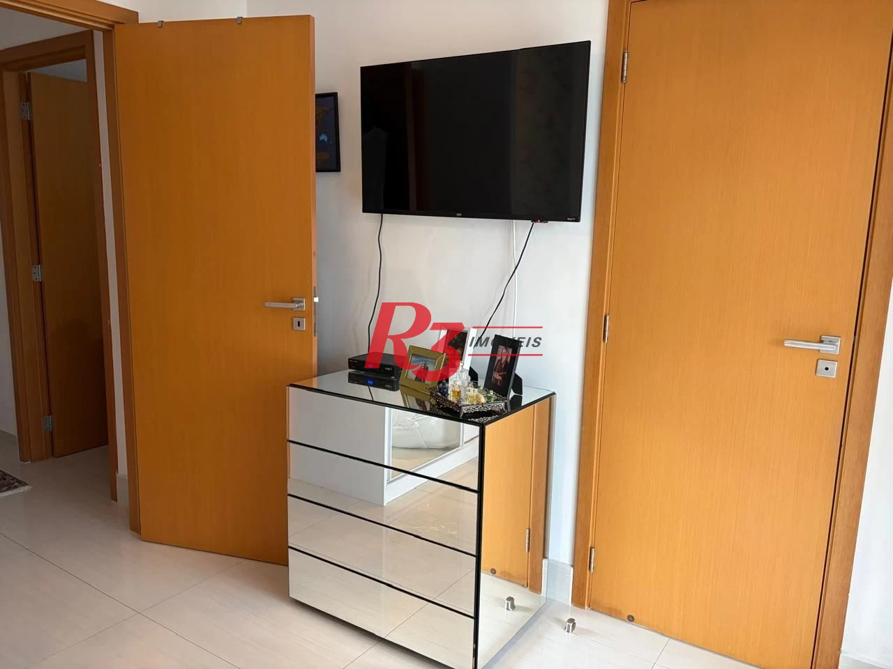 Apartamento com 4 dormitórios à venda, 221 m² por R$ 3.800.000,00 - Gonzaga - Santos/SP