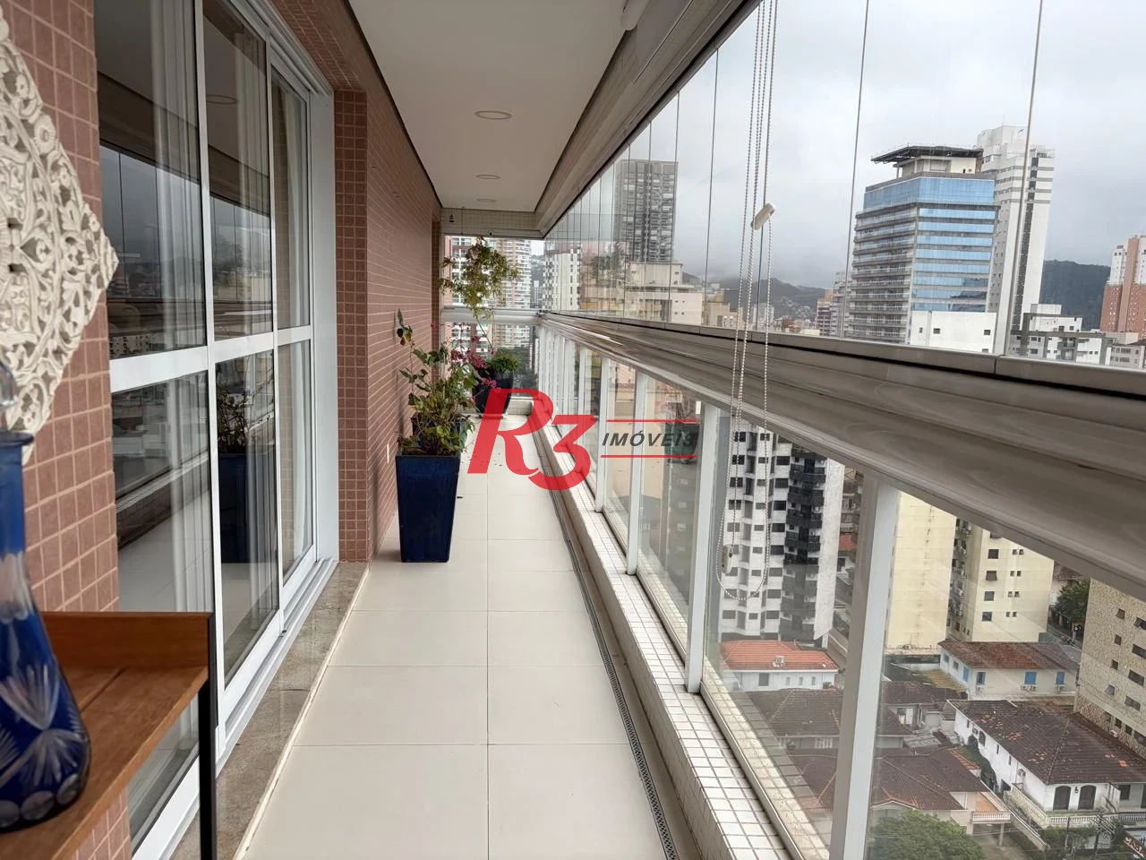 Apartamento com 4 dormitórios à venda, 221 m² por R$ 3.800.000,00 - Gonzaga - Santos/SP