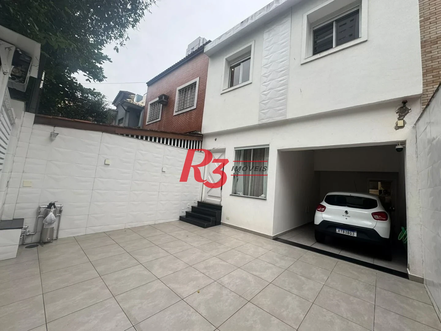Casa com 3 dormitórios à venda, 190 m² por R$ 2.300.000,00 - Gonzaga - Santos/SP