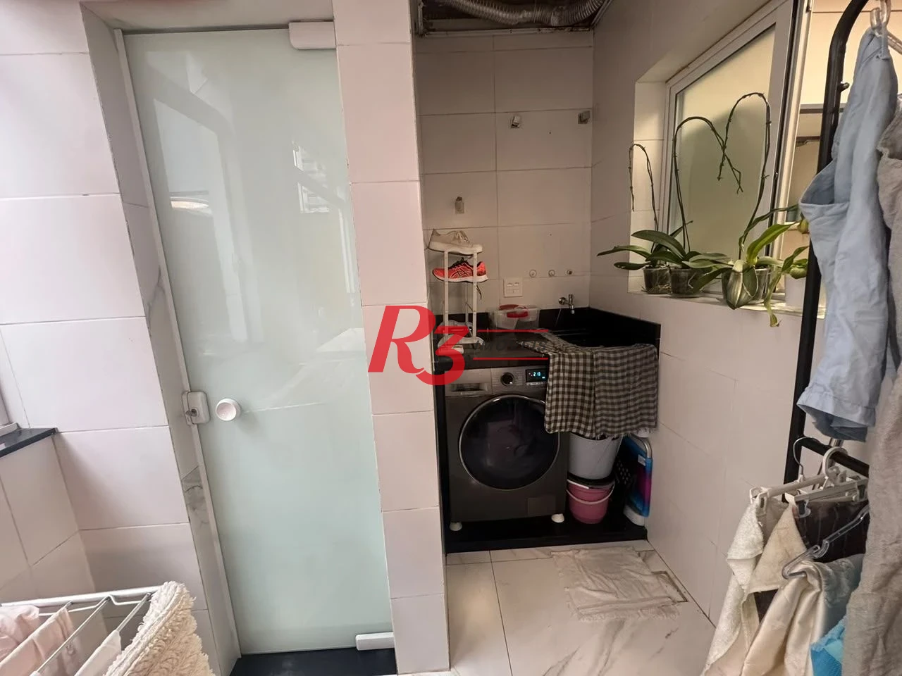 Casa com 3 dormitórios à venda, 190 m² por R$ 2.300.000,00 - Gonzaga - Santos/SP