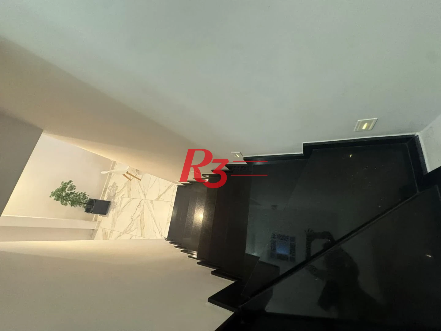 Casa com 3 dormitórios à venda, 190 m² por R$ 2.300.000,00 - Gonzaga - Santos/SP