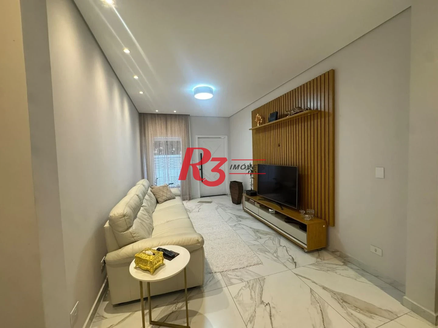 Casa com 3 dormitórios à venda, 190 m² por R$ 2.300.000,00 - Gonzaga - Santos/SP