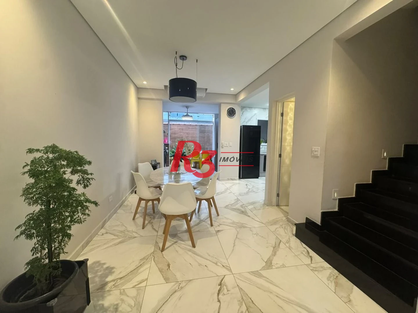 Casa com 3 dormitórios à venda, 190 m² por R$ 2.300.000,00 - Gonzaga - Santos/SP