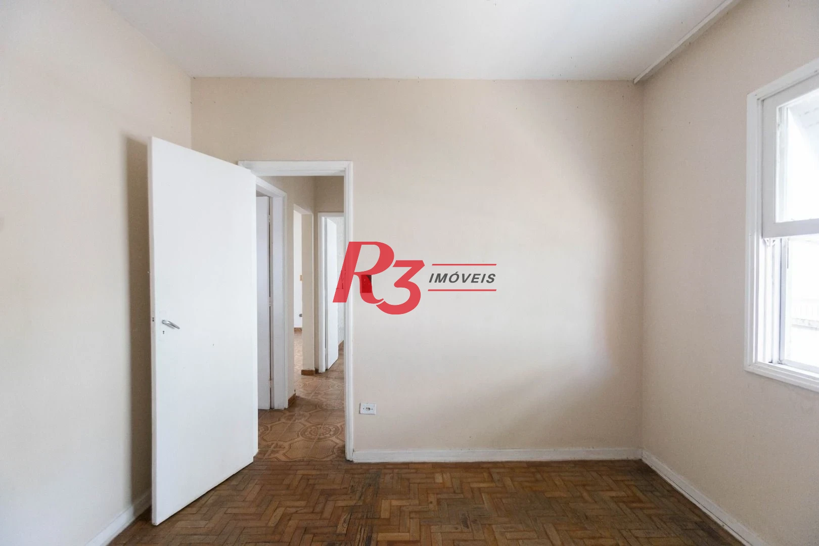 Apartamento com 2 dormitórios à venda, 80 m² por R$ 340.000,00 - Boqueirão - Santos/SP