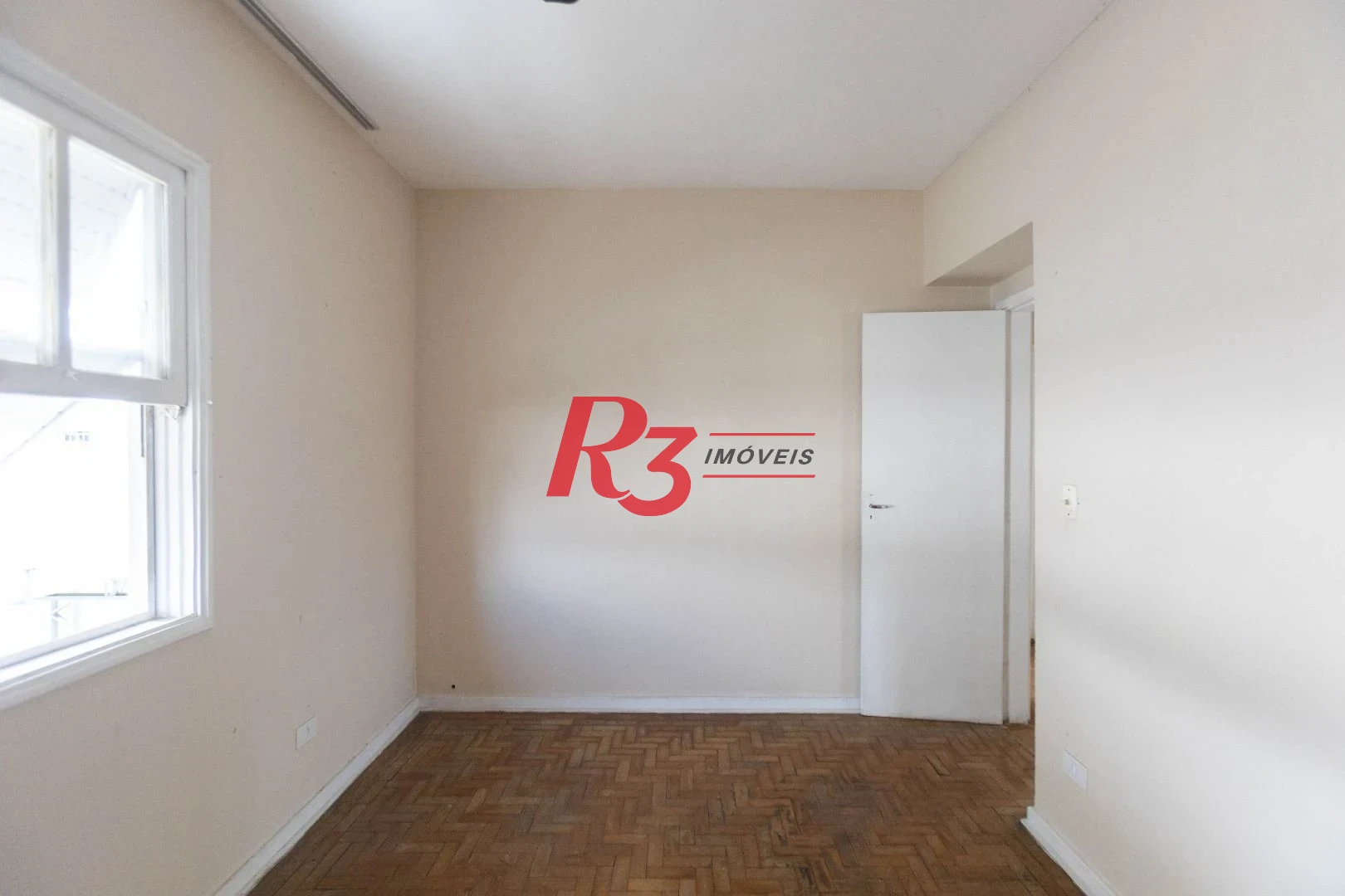 Apartamento com 2 dormitórios à venda, 80 m² por R$ 340.000,00 - Boqueirão - Santos/SP