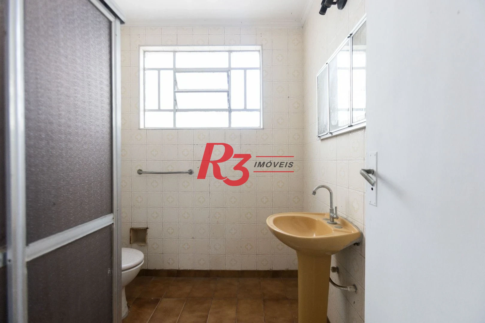 Apartamento com 2 dormitórios à venda, 80 m² por R$ 340.000,00 - Boqueirão - Santos/SP