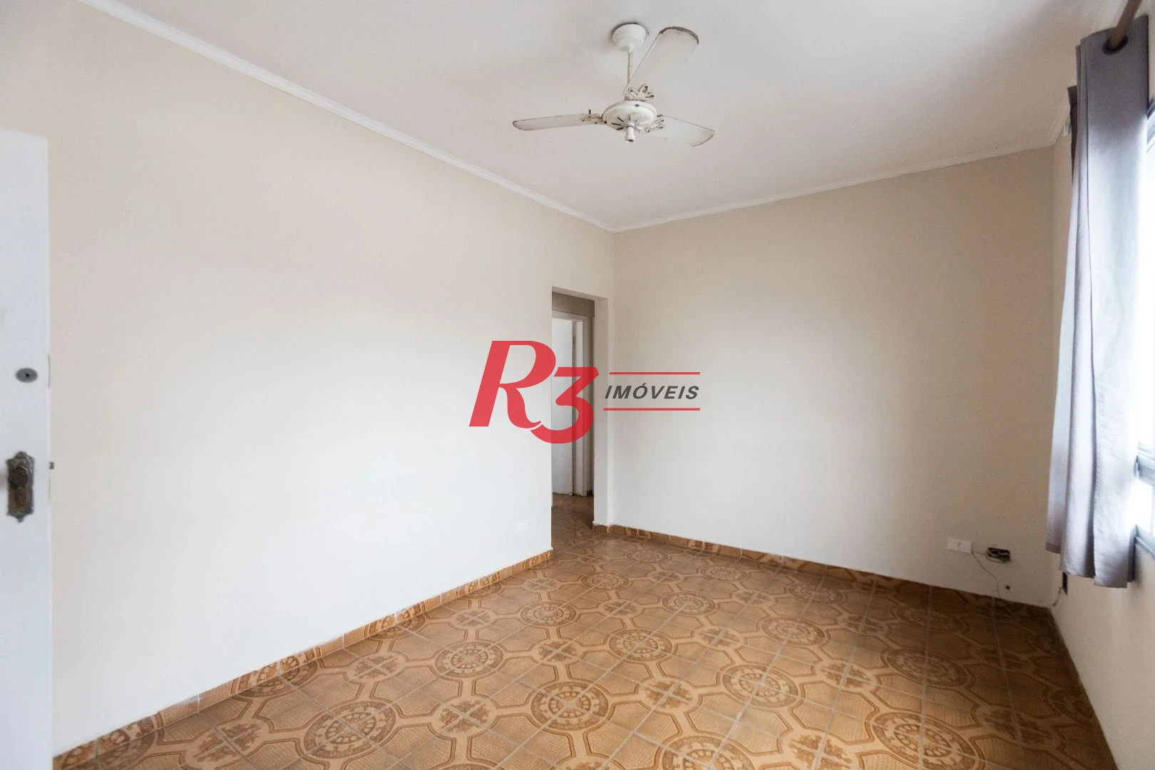 Apartamento com 2 dormitórios à venda, 80 m² por R$ 340.000,00 - Boqueirão - Santos/SP