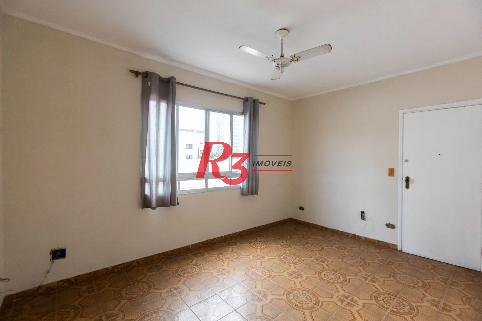 Apartamento com 2 dormitórios à venda, 80 m² por R$ 340.000,00 - Boqueirão - Santos/SP