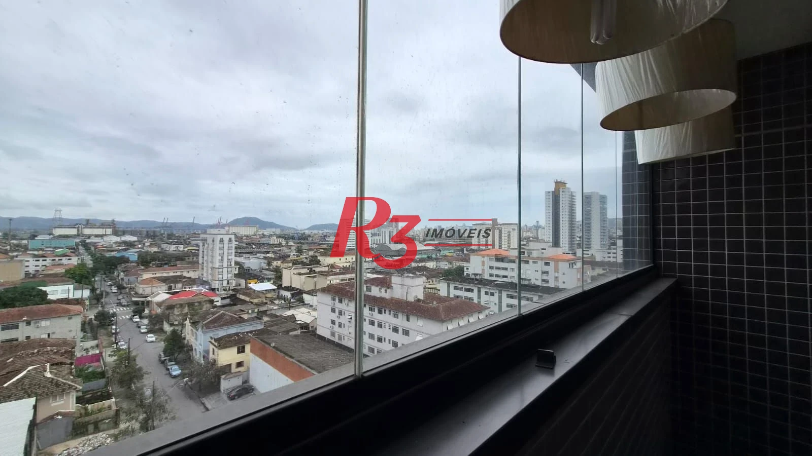 Sala, 46 m² - venda por R$ 370.000,00 ou aluguel por R$ 3.300,00/mês - Encruzilhada - Santos/SP