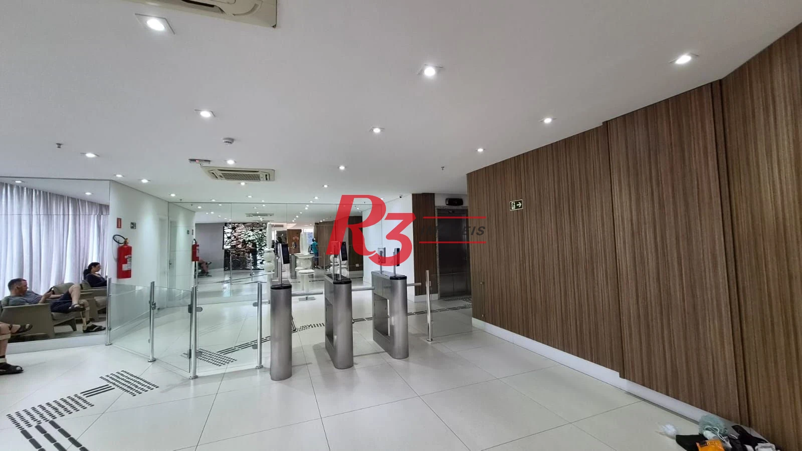 Sala, 46 m² - venda por R$ 370.000,00 ou aluguel por R$ 3.300,00/mês - Encruzilhada - Santos/SP