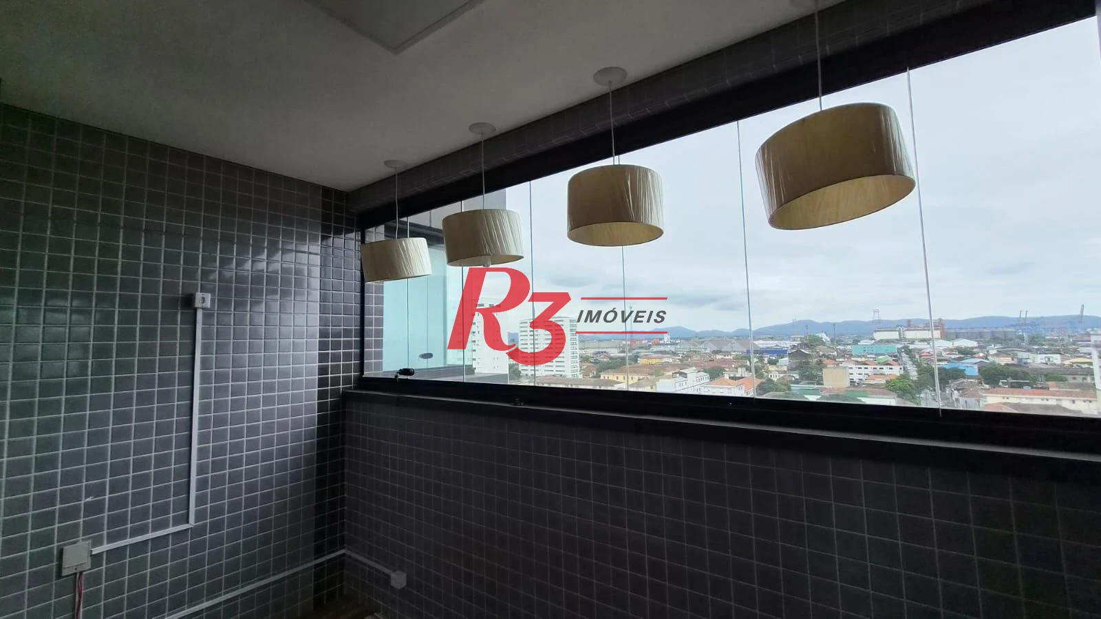 Sala, 46 m² - venda por R$ 370.000,00 ou aluguel por R$ 3.300,00/mês - Encruzilhada - Santos/SP