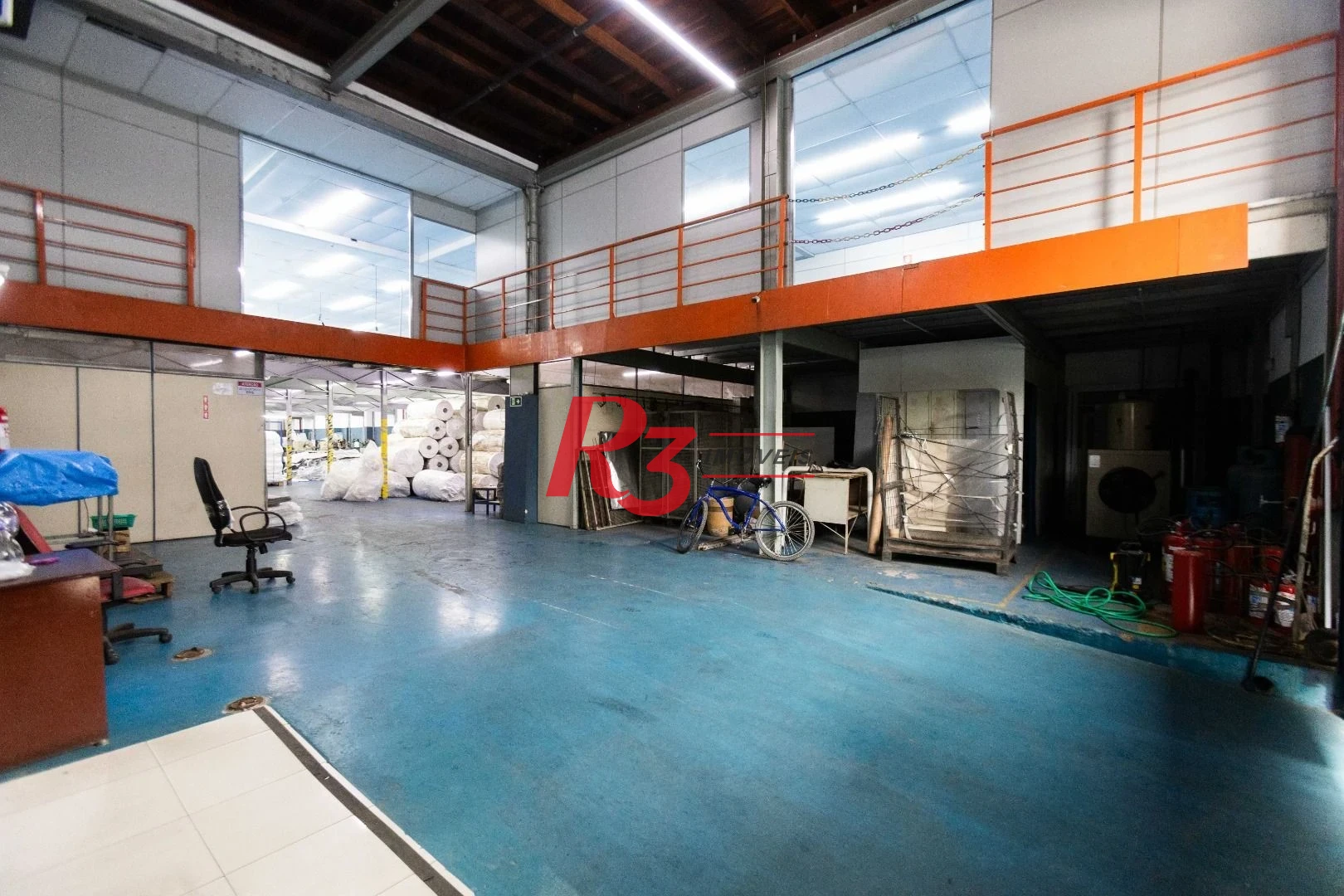 Galpão para alugar, 1000 m² por R$ 40.000,00/mês - Valongo - Santos/SP