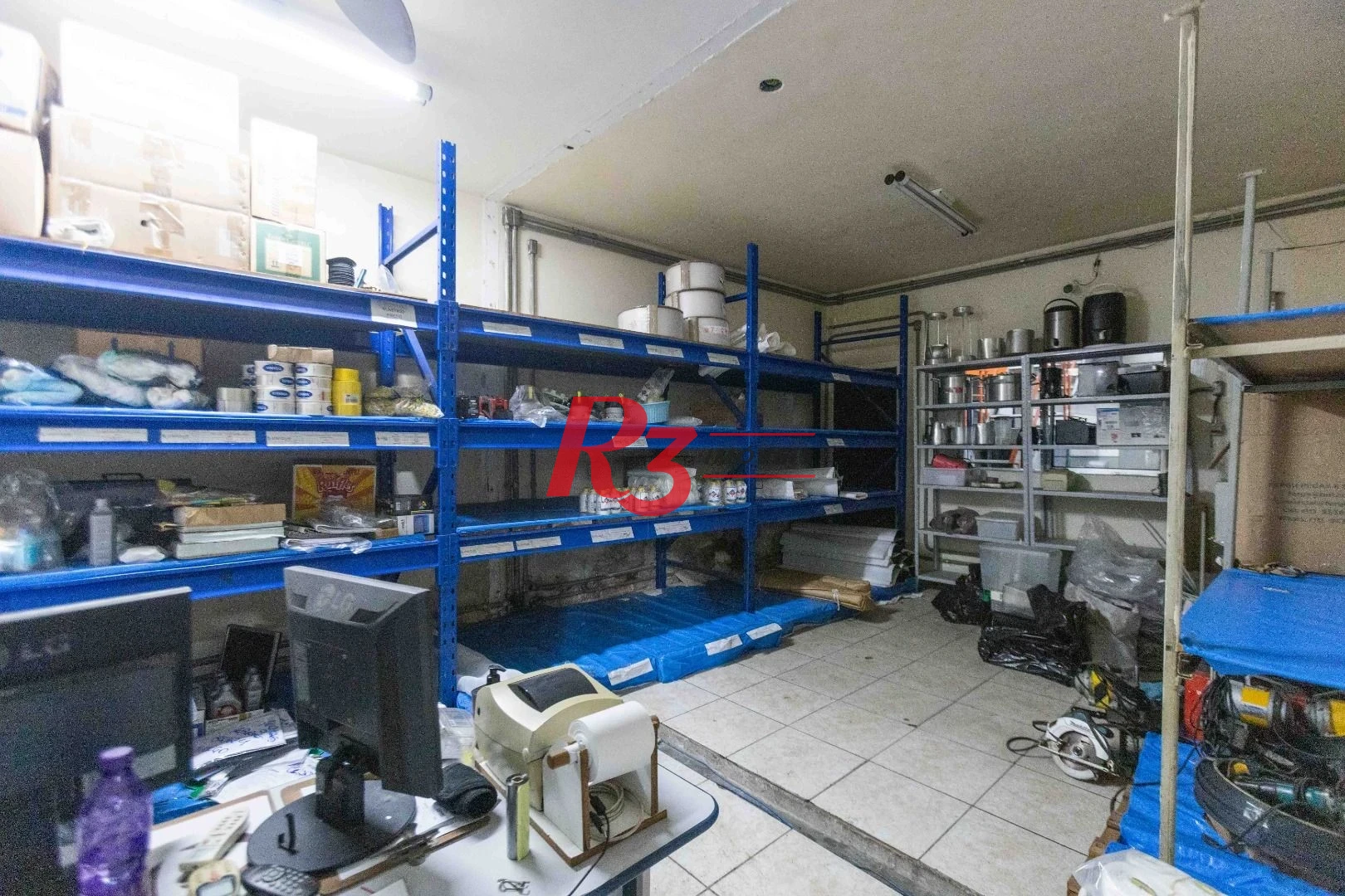 Galpão para alugar, 1000 m² por R$ 40.000,00/mês - Valongo - Santos/SP