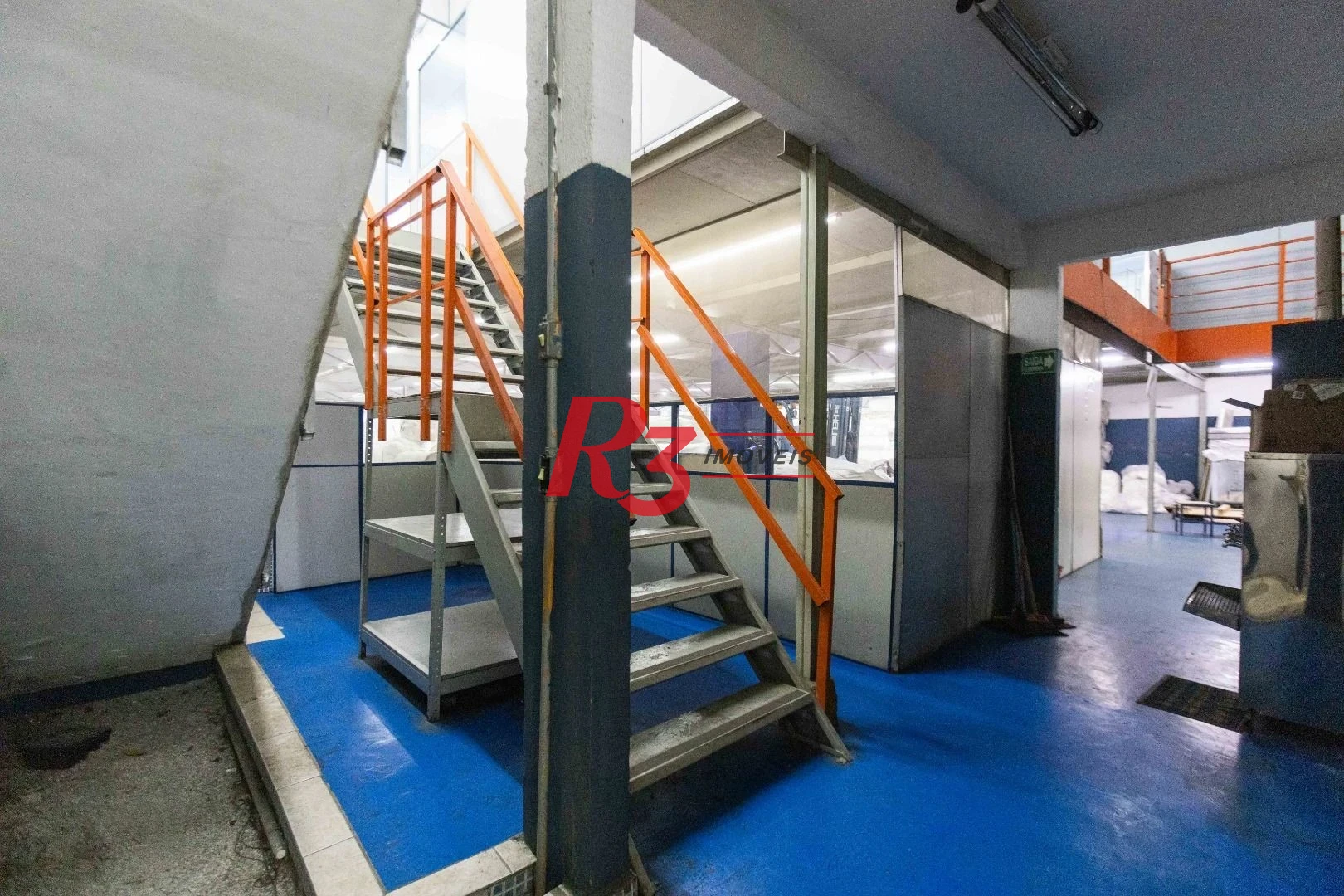 Galpão para alugar, 1000 m² por R$ 40.000,00/mês - Valongo - Santos/SP