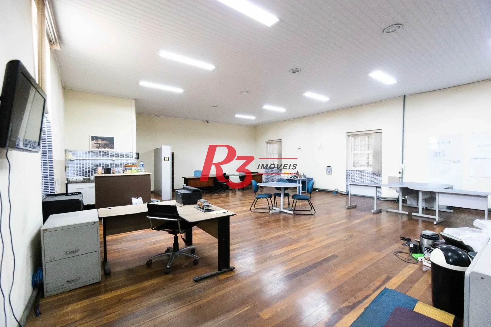 Galpão para alugar, 1000 m² por R$ 40.000,00/mês - Valongo - Santos/SP