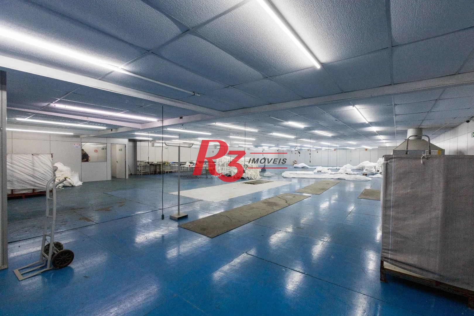 Galpão para alugar, 1000 m² por R$ 40.000,00/mês - Valongo - Santos/SP