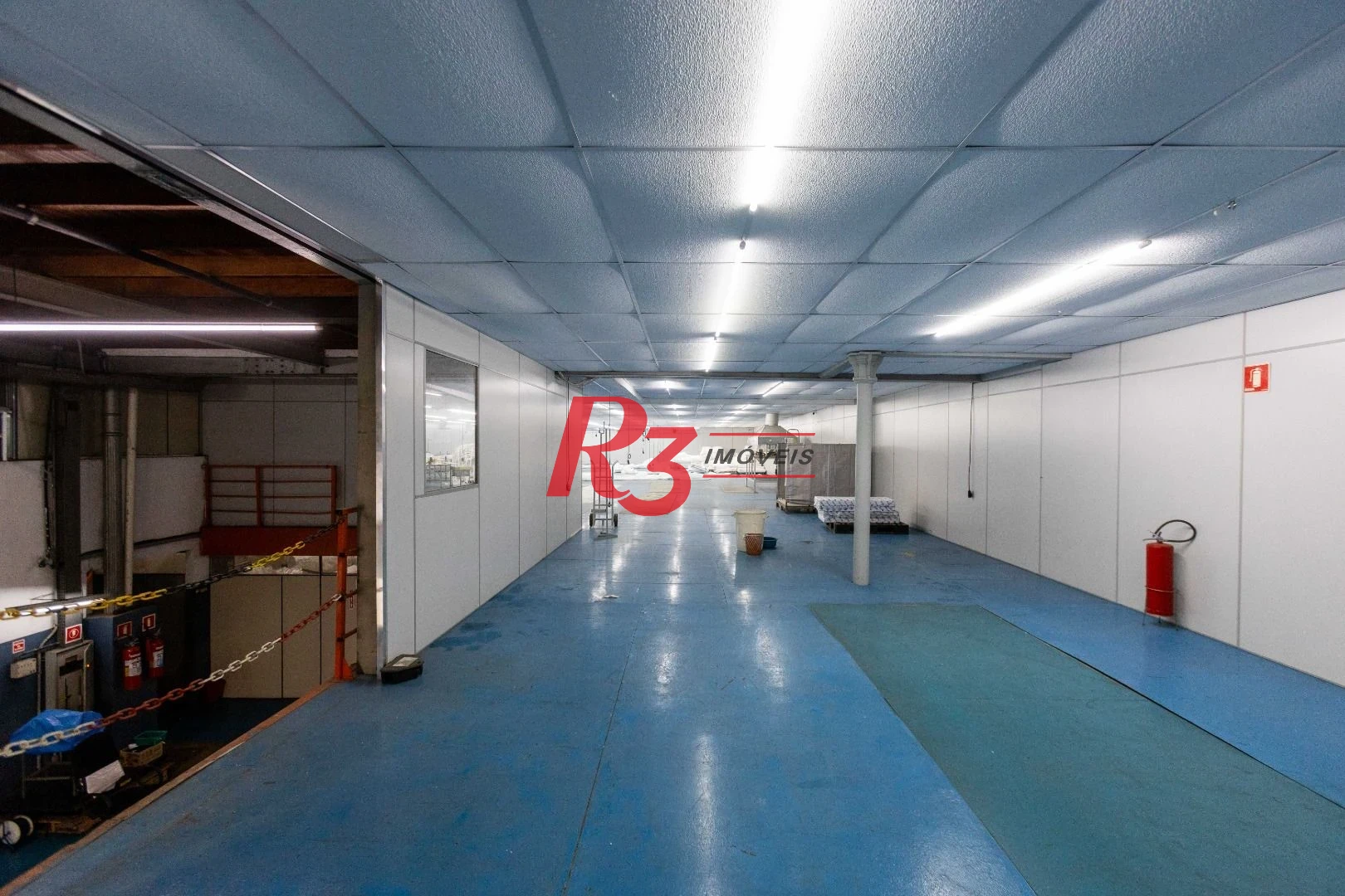 Galpão para alugar, 1000 m² por R$ 40.000,00/mês - Valongo - Santos/SP