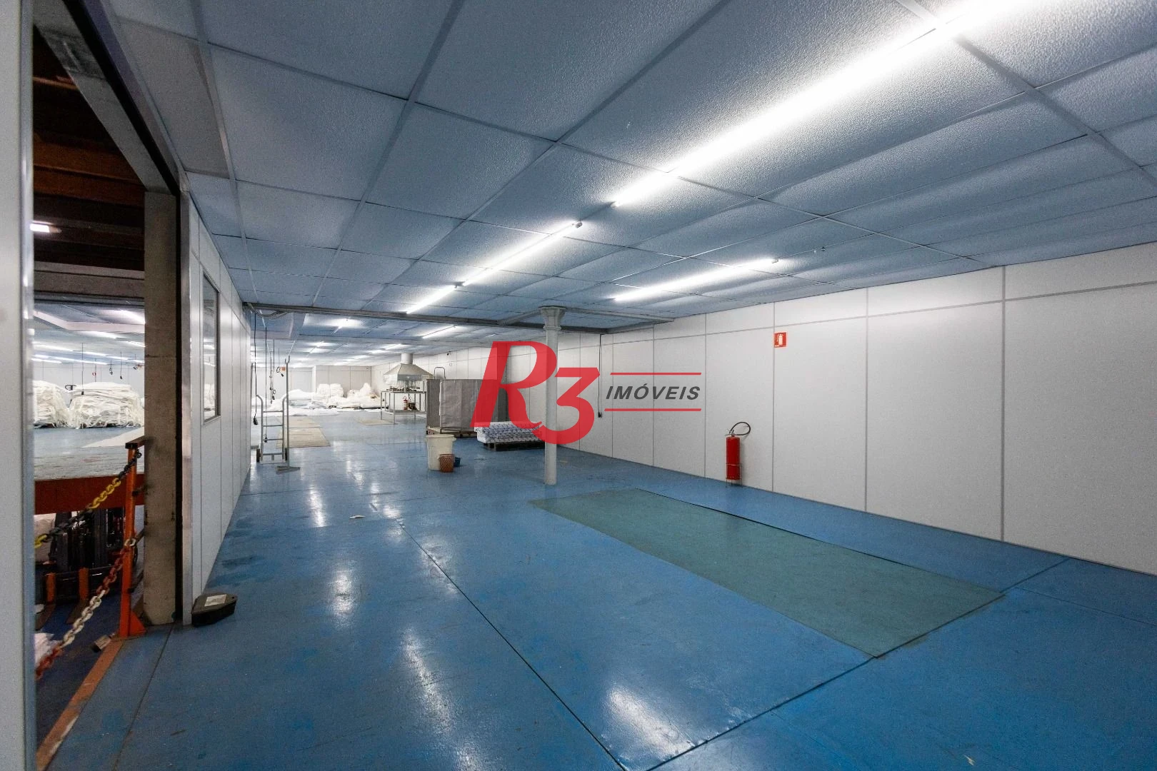 Galpão para alugar, 1000 m² por R$ 40.000,00/mês - Valongo - Santos/SP