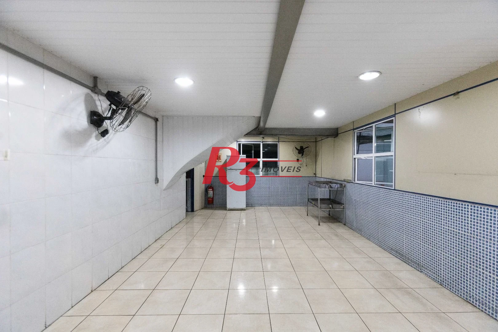 Galpão para alugar, 1000 m² por R$ 40.000,00/mês - Valongo - Santos/SP