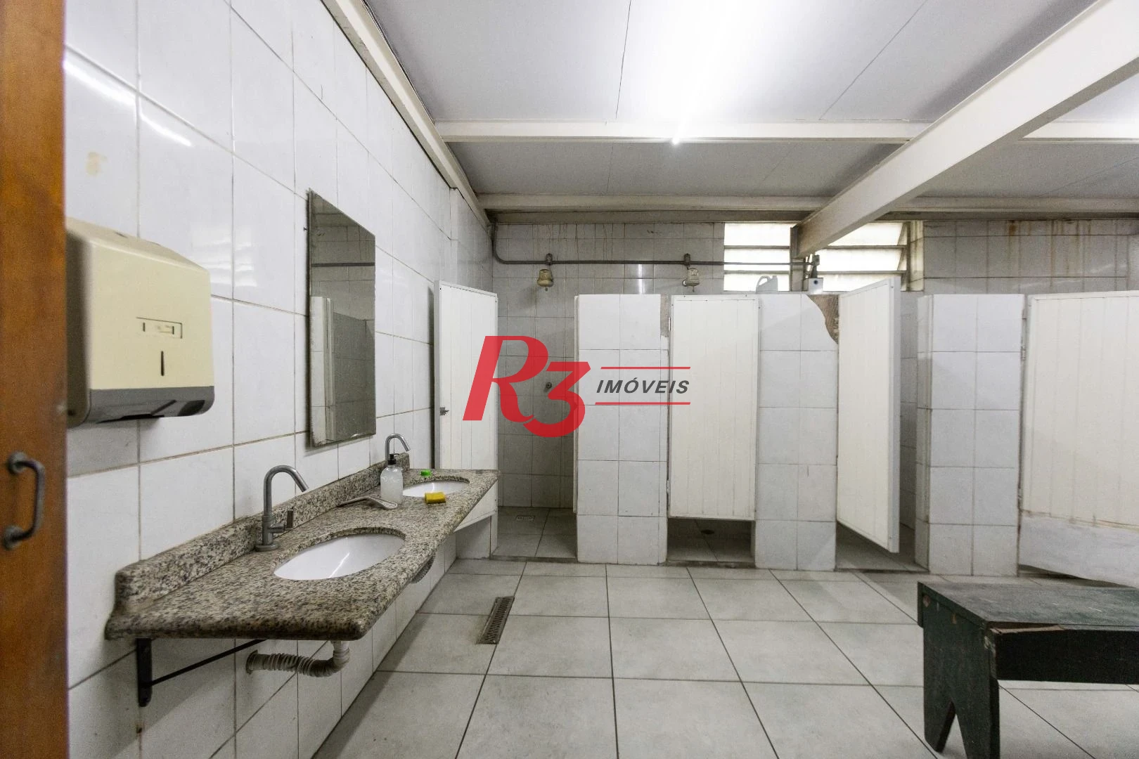 Galpão para alugar, 1000 m² por R$ 40.000,00/mês - Valongo - Santos/SP