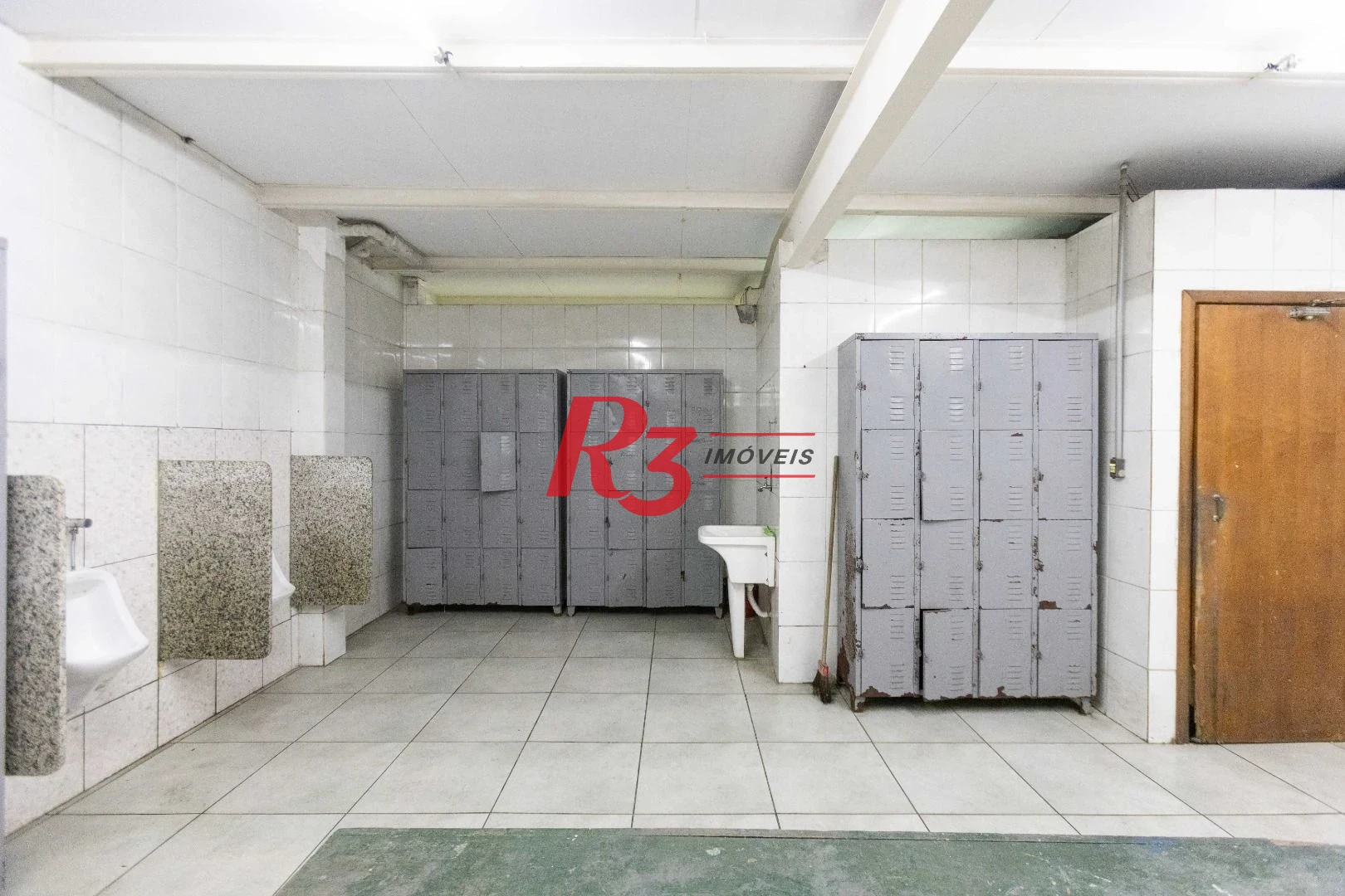 Galpão para alugar, 1000 m² por R$ 40.000,00/mês - Valongo - Santos/SP