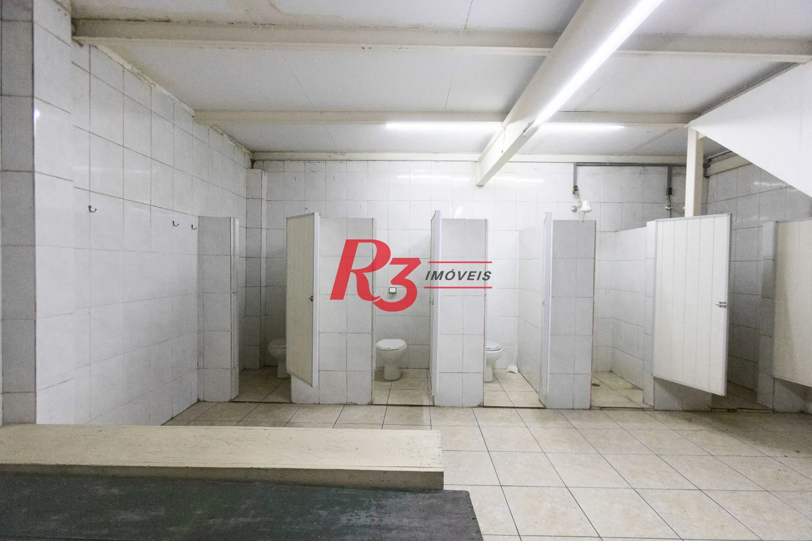 Galpão para alugar, 1000 m² por R$ 40.000,00/mês - Valongo - Santos/SP