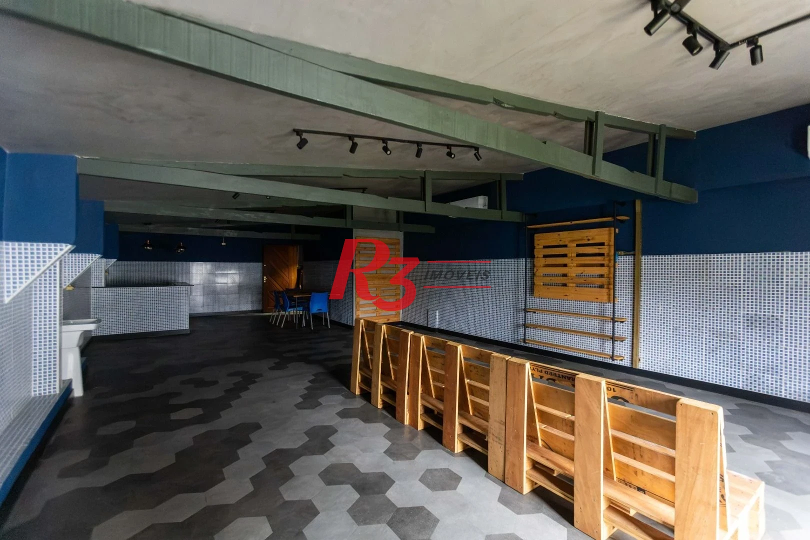 Galpão para alugar, 1000 m² por R$ 40.000,00/mês - Valongo - Santos/SP