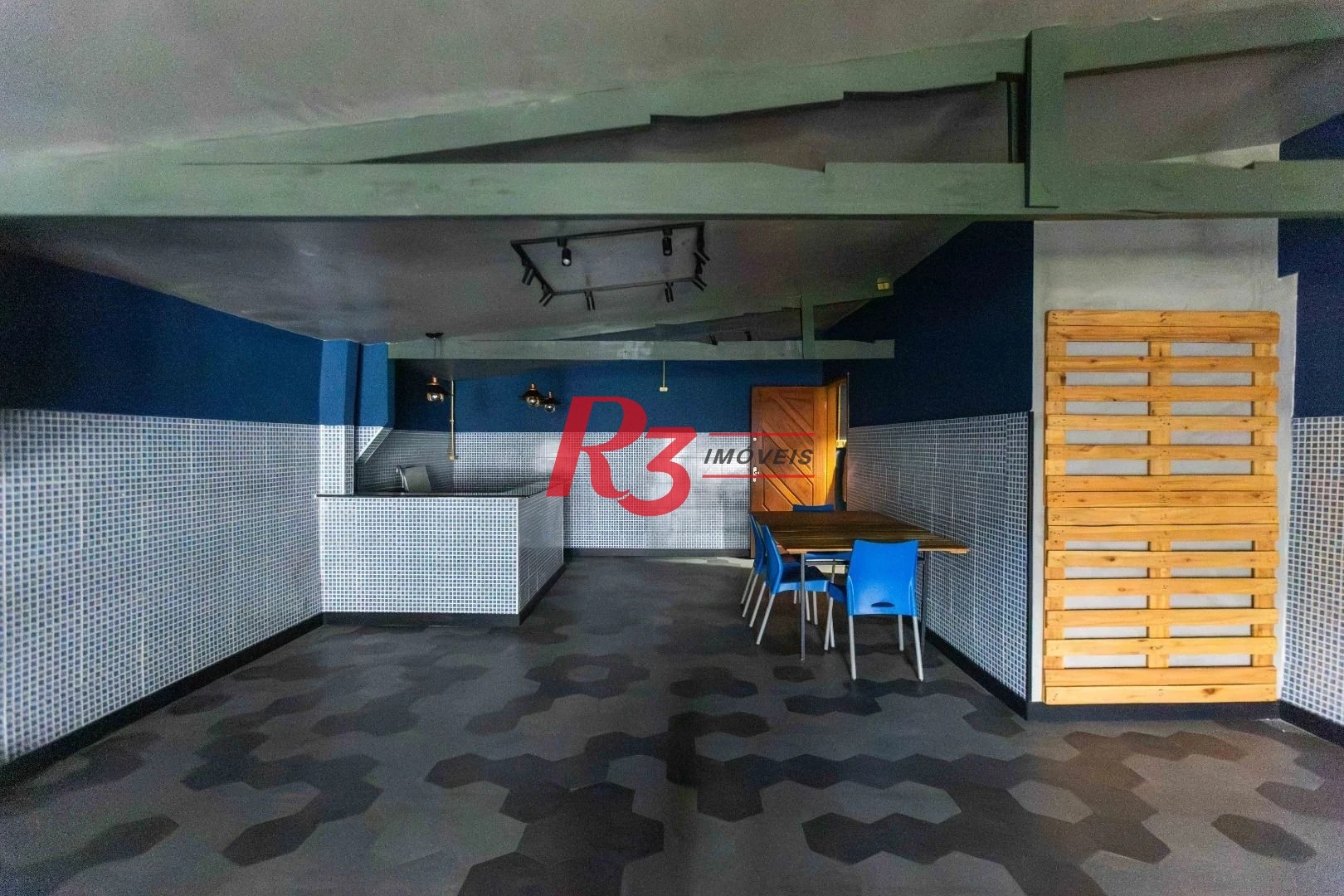 Galpão para alugar, 1000 m² por R$ 40.000,00/mês - Valongo - Santos/SP
