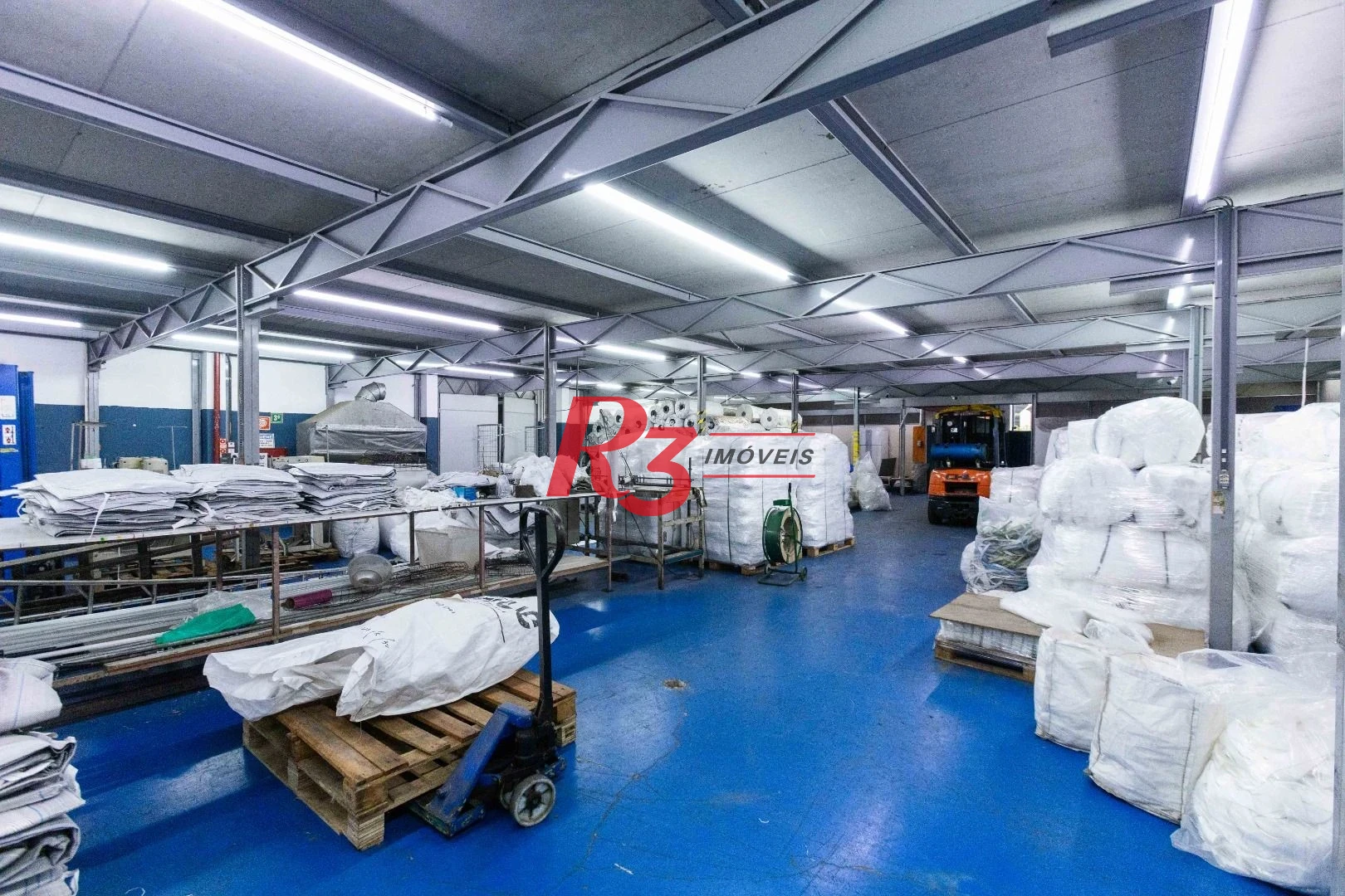 Galpão para alugar, 1000 m² por R$ 40.000,00/mês - Valongo - Santos/SP