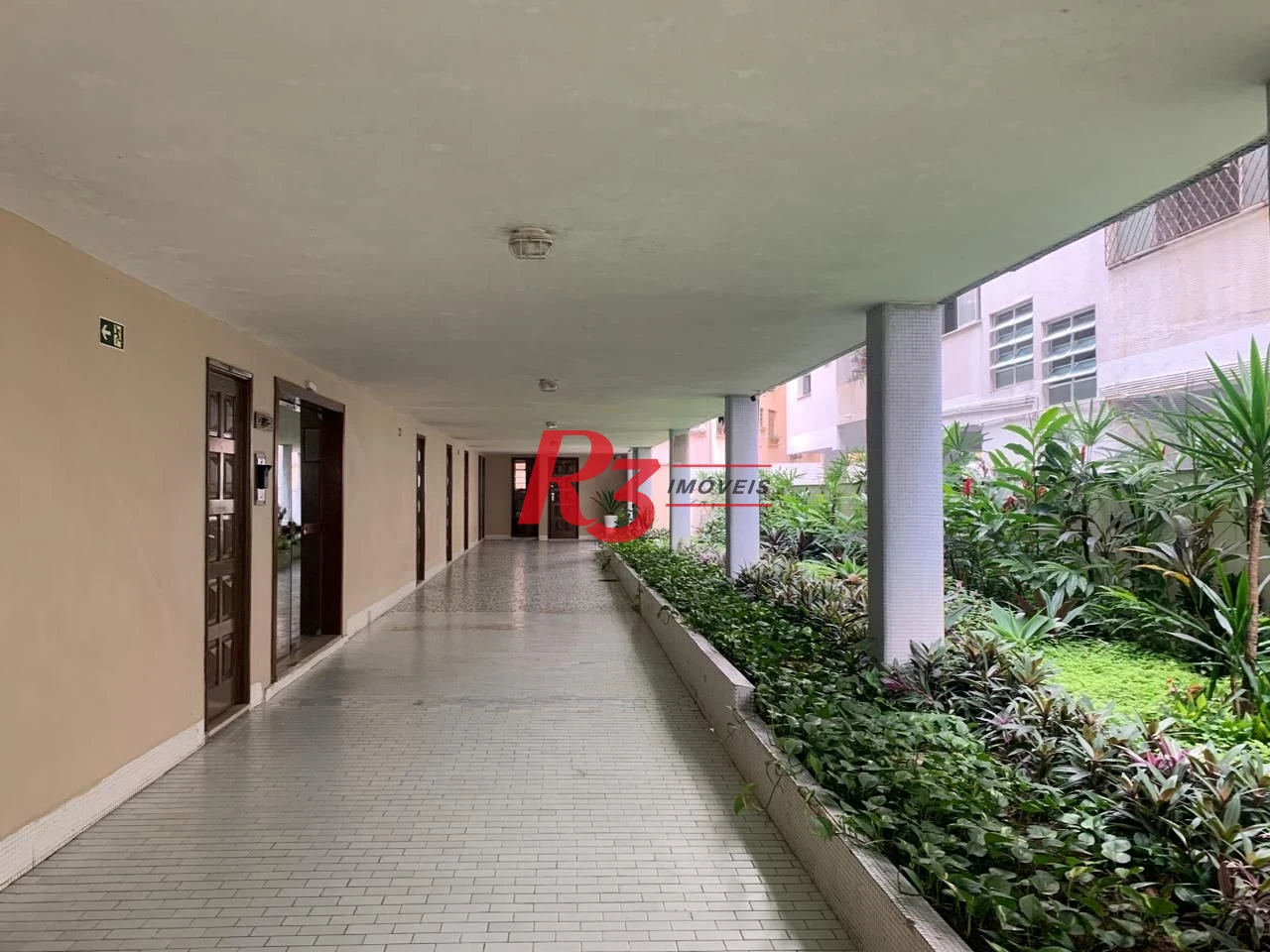 Apartamento com 2 dormitórios à venda, 105 m² por R$ 850.000,00 - Boqueirão - Santos/SP