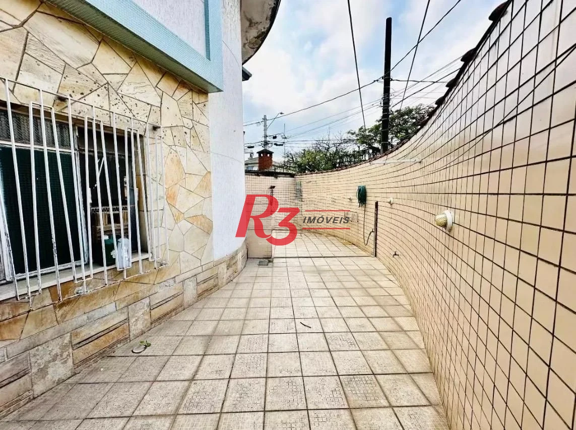 Casa com 3 dormitórios para alugar, 160 m² por R$ 7.000,00/mês - Embaré - Santos/SP