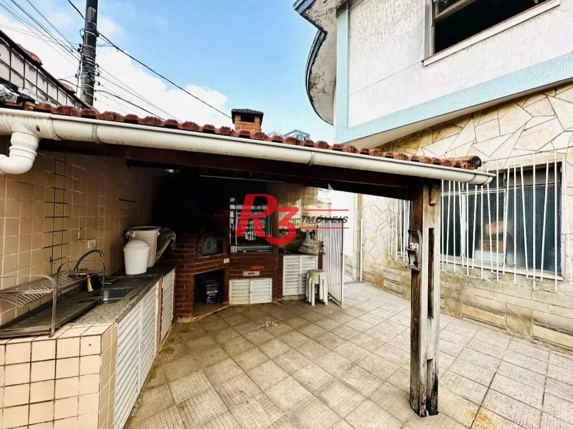 Casa com 3 dormitórios para alugar, 160 m² por R$ 7.000,00/mês - Embaré - Santos/SP