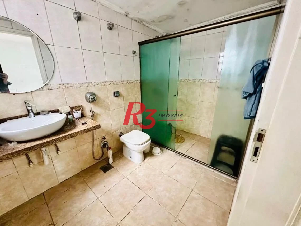 Casa com 3 dormitórios para alugar, 160 m² por R$ 7.000,00/mês - Embaré - Santos/SP
