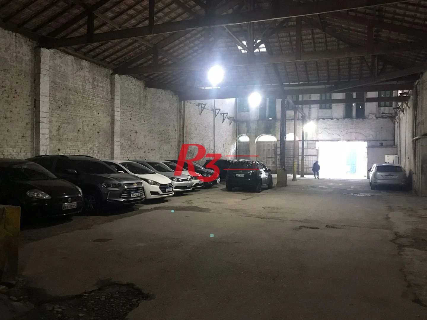 Galpão, 2500 m² - venda por R$ 8.900.000,00 ou aluguel por R$ 35.000,00/mês - Centro - Santos/SP