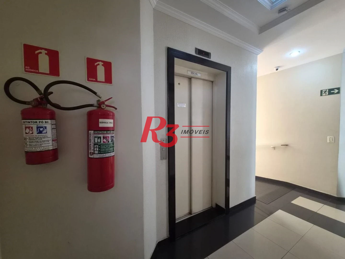 Apartamento com 2 dormitórios à venda, 62 m² por R$ 680.000,00 - Aparecida - Santos/SP
