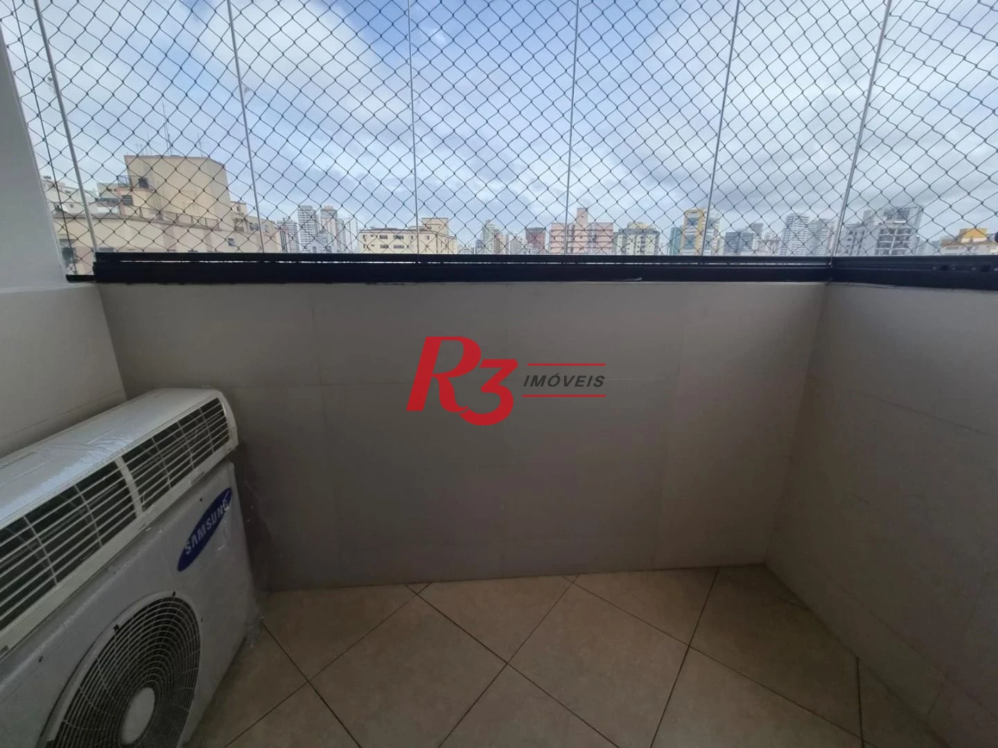 Apartamento com 2 dormitórios à venda, 62 m² por R$ 680.000,00 - Aparecida - Santos/SP