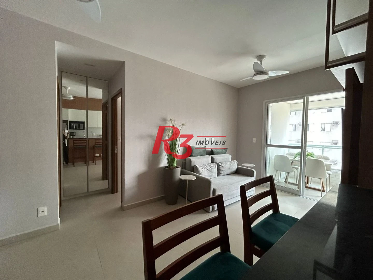 Apartamento com 1 dormitório para alugar, 53 m² por R$ 5.100,02/mês - Boqueirão - Santos/SP