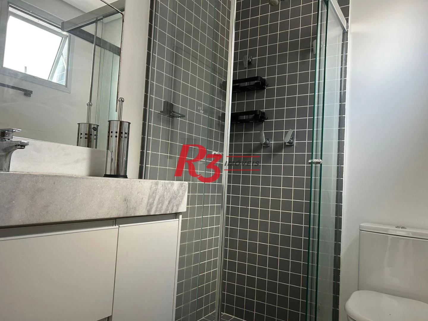Apartamento com 1 dormitório para alugar, 53 m² por R$ 5.100,02/mês - Boqueirão - Santos/SP
