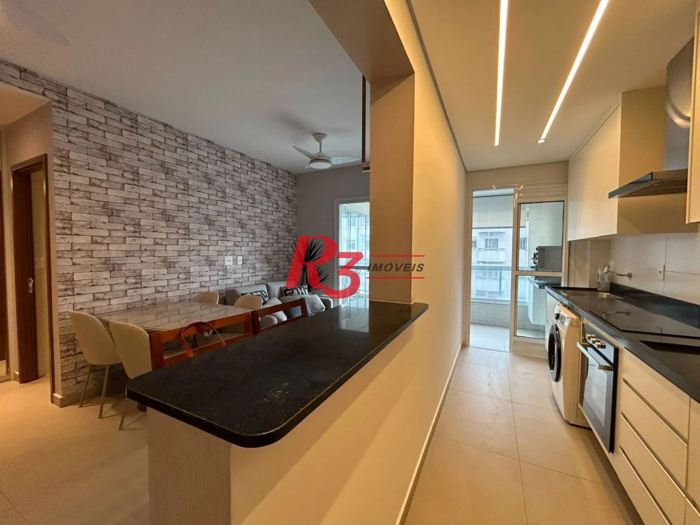 Apartamento com 1 dormitório para alugar, 53 m² por R$ 5.100,02/mês - Boqueirão - Santos/SP