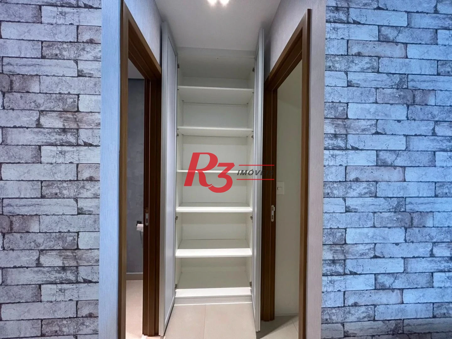 Apartamento com 1 dormitório para alugar, 53 m² por R$ 5.100,02/mês - Boqueirão - Santos/SP