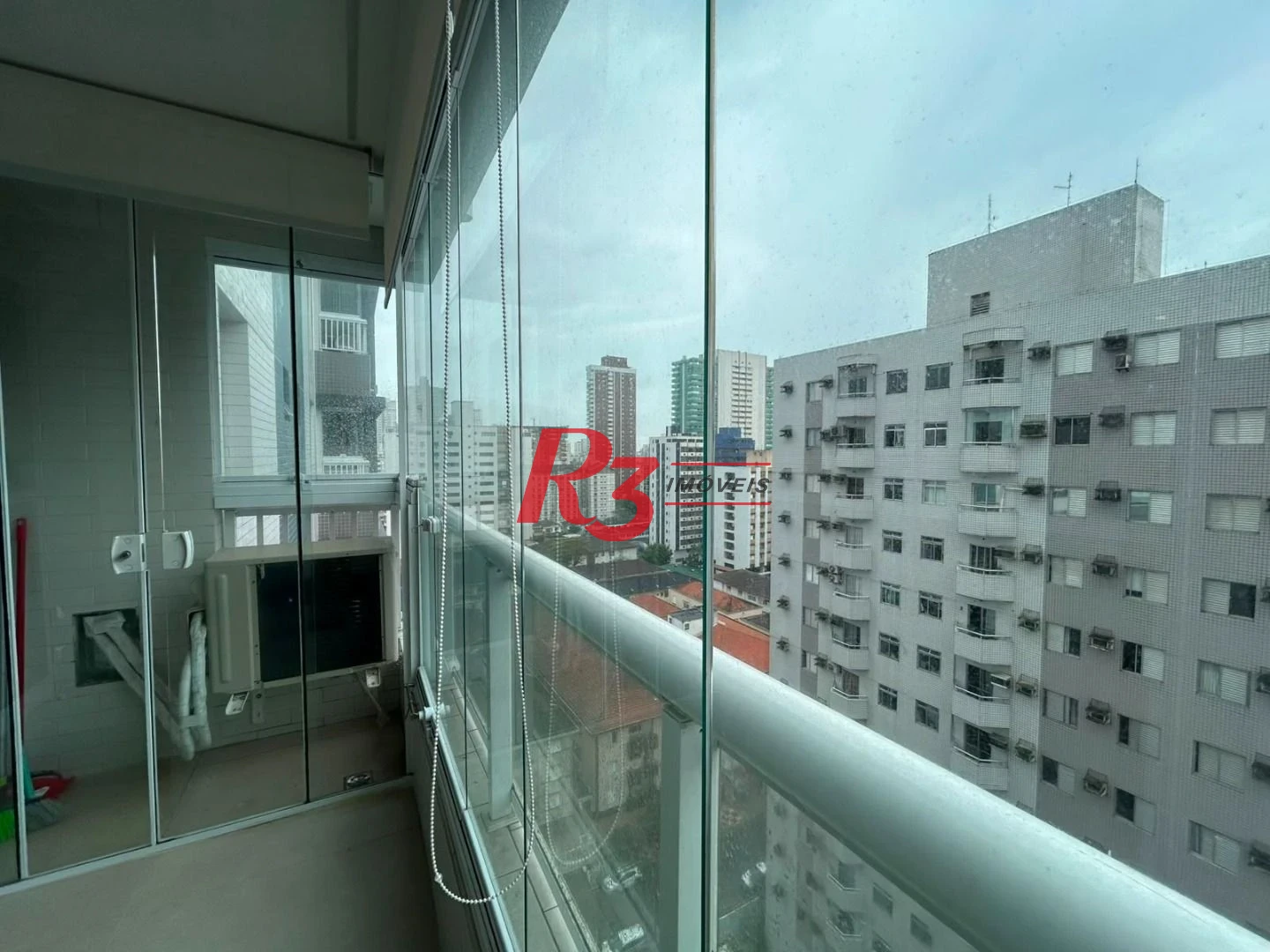 Apartamento com 1 dormitório para alugar, 53 m² por R$ 5.100,02/mês - Boqueirão - Santos/SP