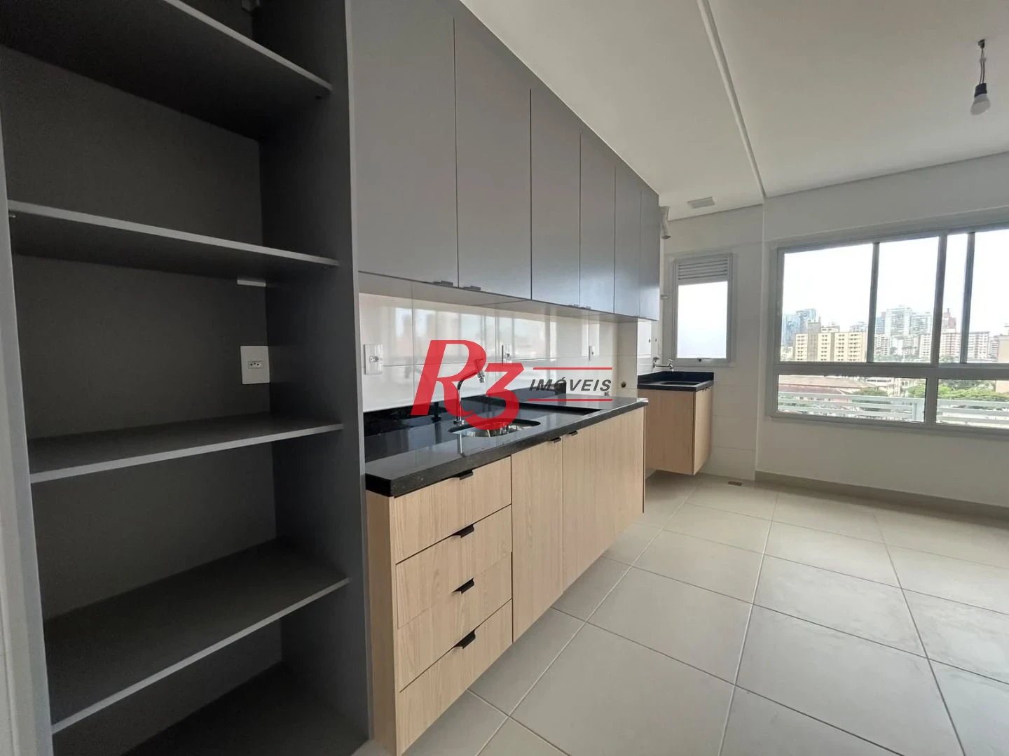 Apartamento com 2 dormitórios à venda, 55 m² por R$ 650.000,00 - Campo Grande - Santos/SP