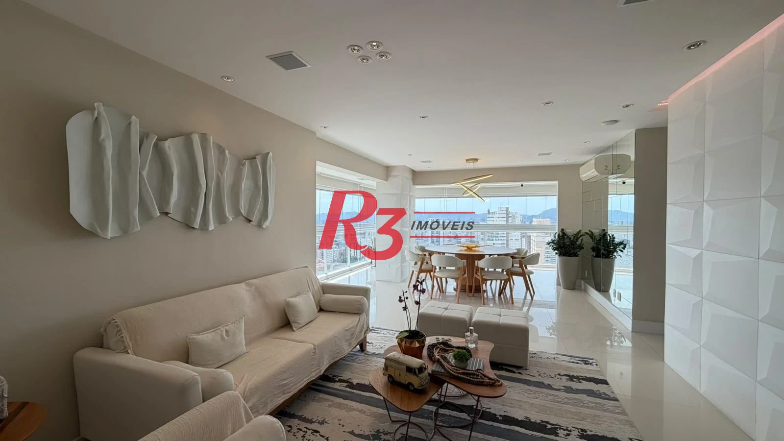 Apartamento com 3 dormitórios à venda, 228 m² por R$ 3.800.000,00 - Gonzaga - Santos/SP