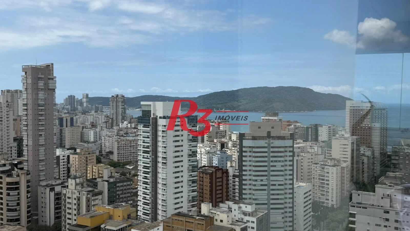 Apartamento com 3 dormitórios à venda, 228 m² por R$ 3.800.000,00 - Gonzaga - Santos/SP