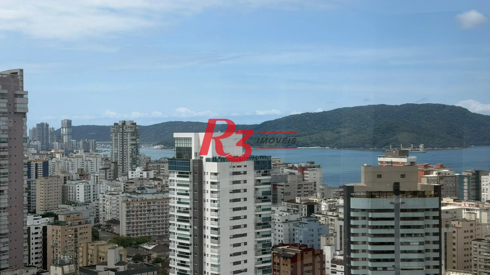 Apartamento com 3 dormitórios à venda, 228 m² por R$ 3.800.000,00 - Gonzaga - Santos/SP